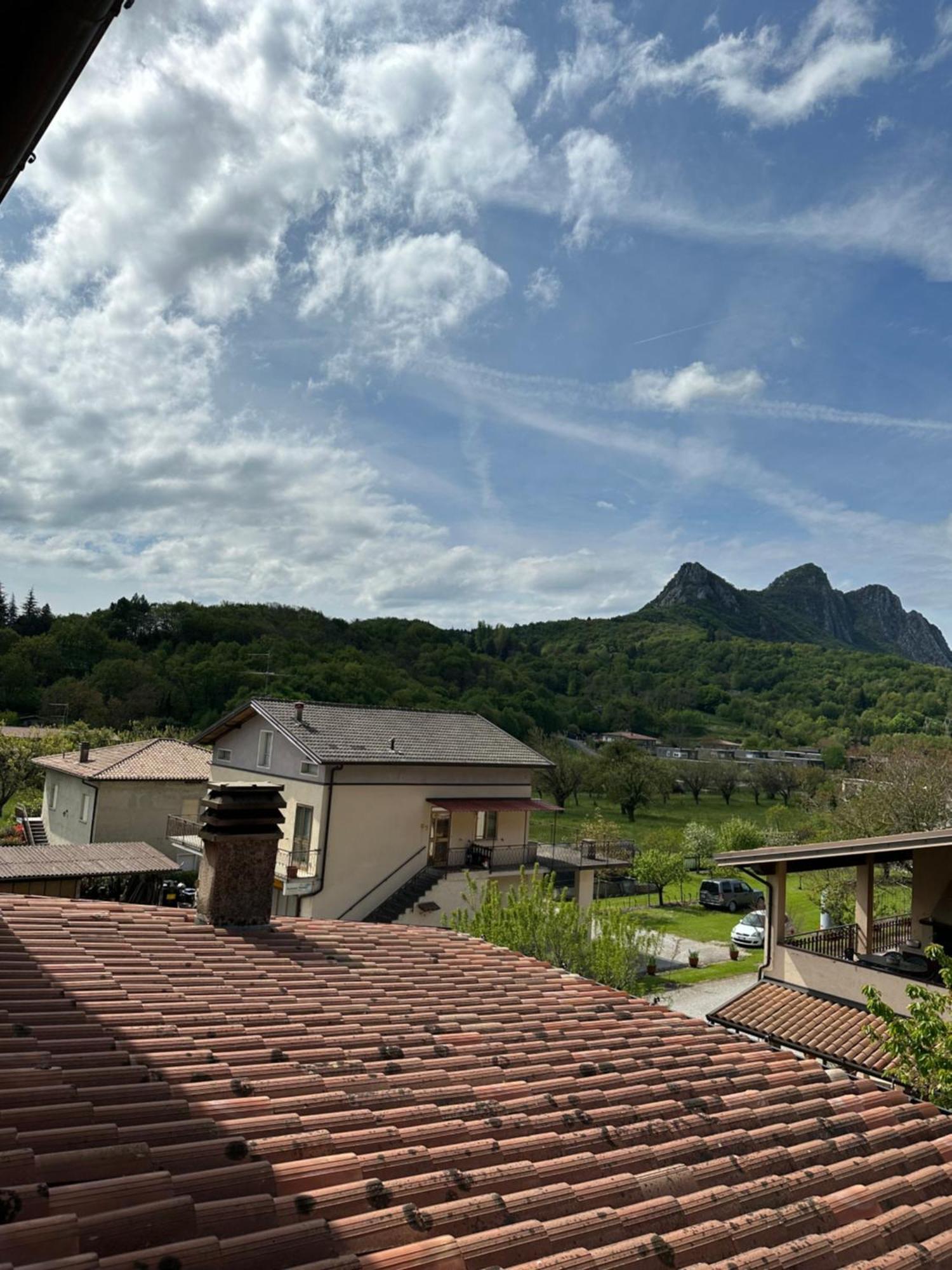 Vesta Apartment Gargnano Exterior photo